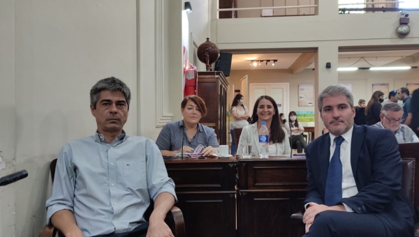 ALEJANDRO BIDEGAIN: “EL RADICALISMO ESTÁ EN EL MOMENTO MÁS COMPLEJO DE LOS 40 AÑOS DE DEMOCRACIA EN CUANTO A VER A QUIEN REPRESENTA Y QUE REPRESENTA”